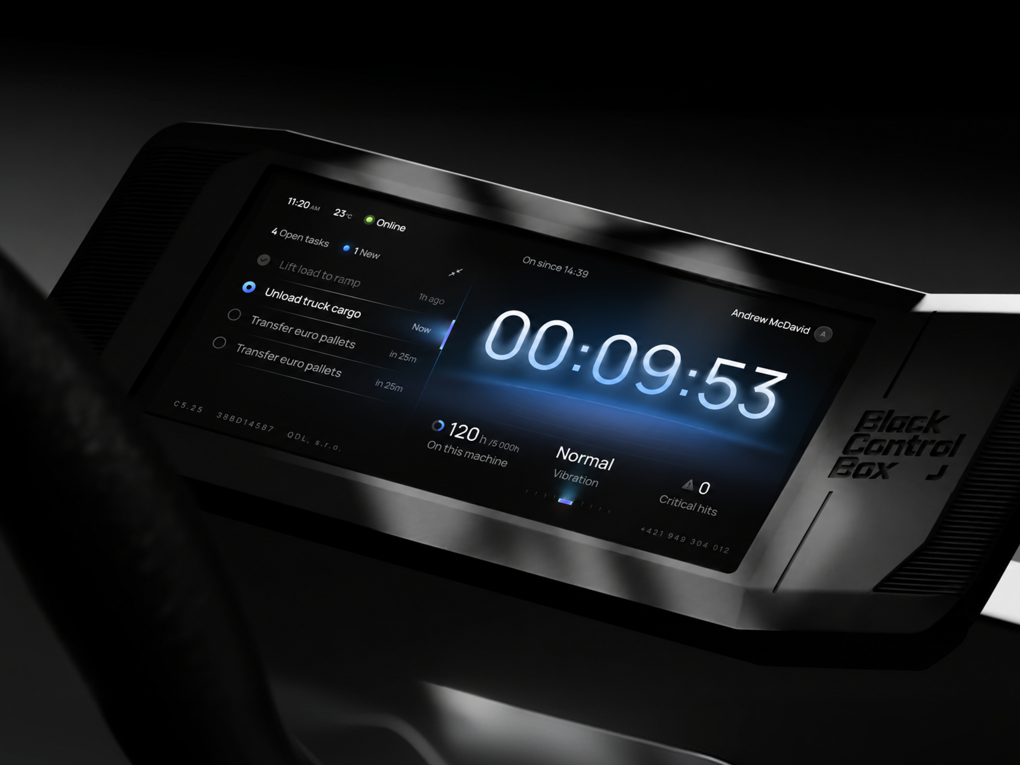 Operator dashboard with working time, machine status, and tasks
